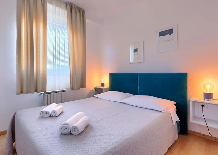 Nika-7 By Interhome * Umag