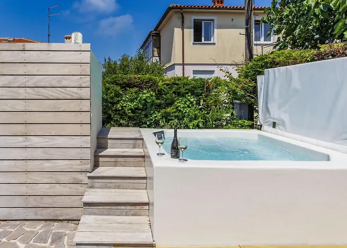 Lejlighed Nika-7 By Interhome Umag