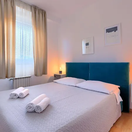 Nika-7 By Interhome * Umag