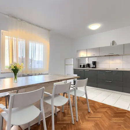Nika-7 By Interhome