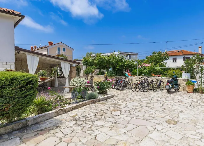 Nika-7 By Interhome * Umag