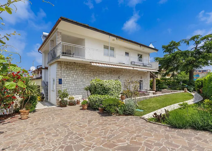 Nika-7 By Interhome Umag